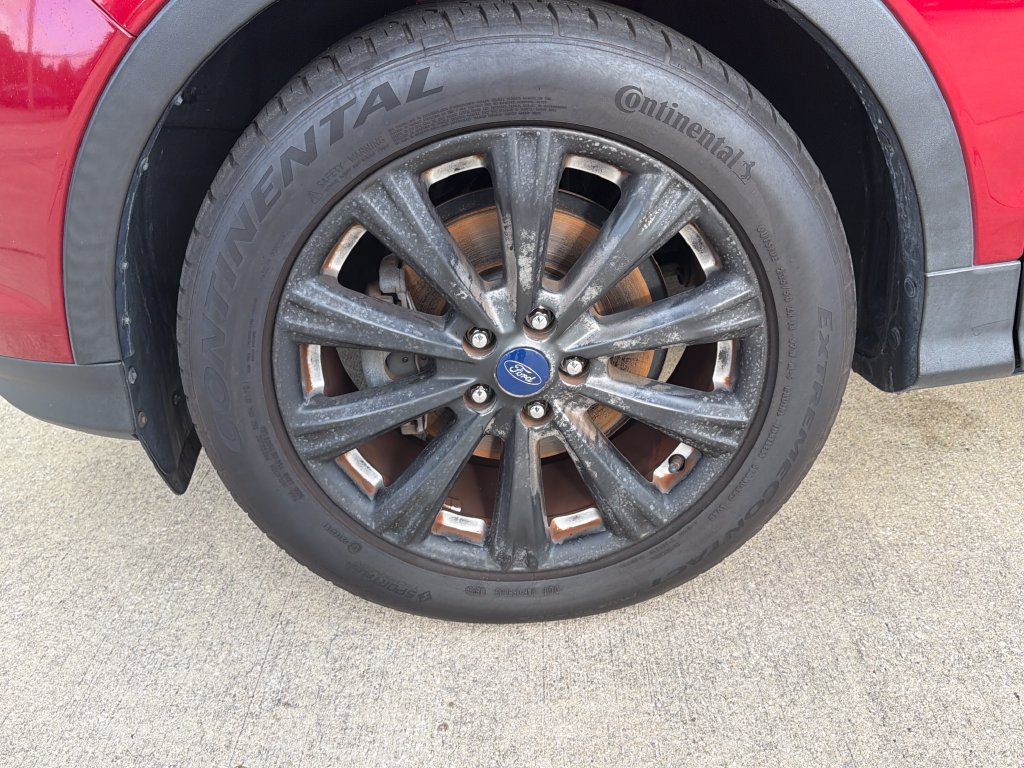 Certified 2017 Ford Escape Titanium FWD image 11