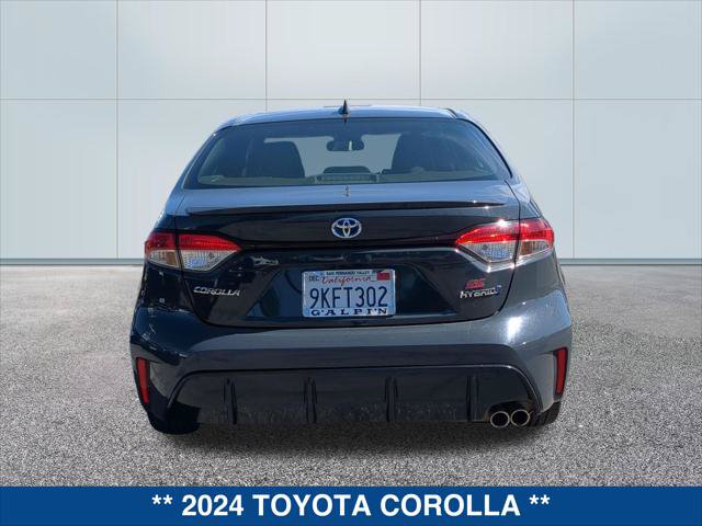 Used 2024 Toyota Corolla SE FWD image 4