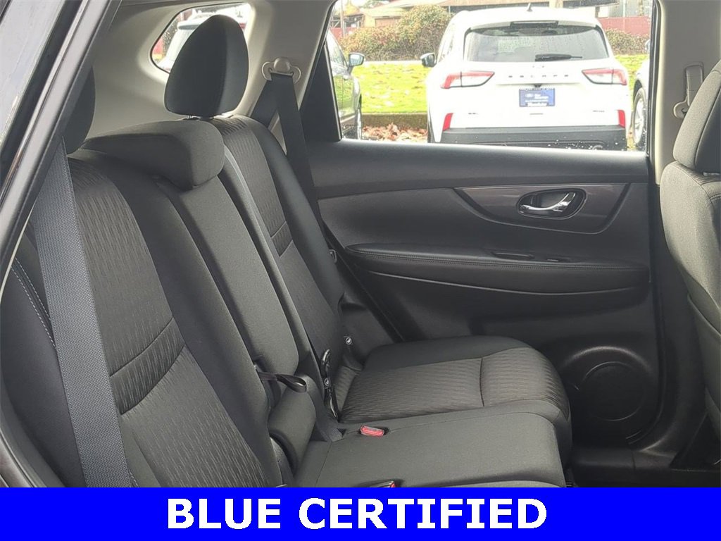 Used 2017 Nissan Rogue S image 25