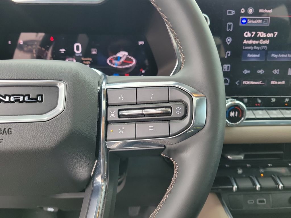 Used 2024 GMC Canyon Denali image 24