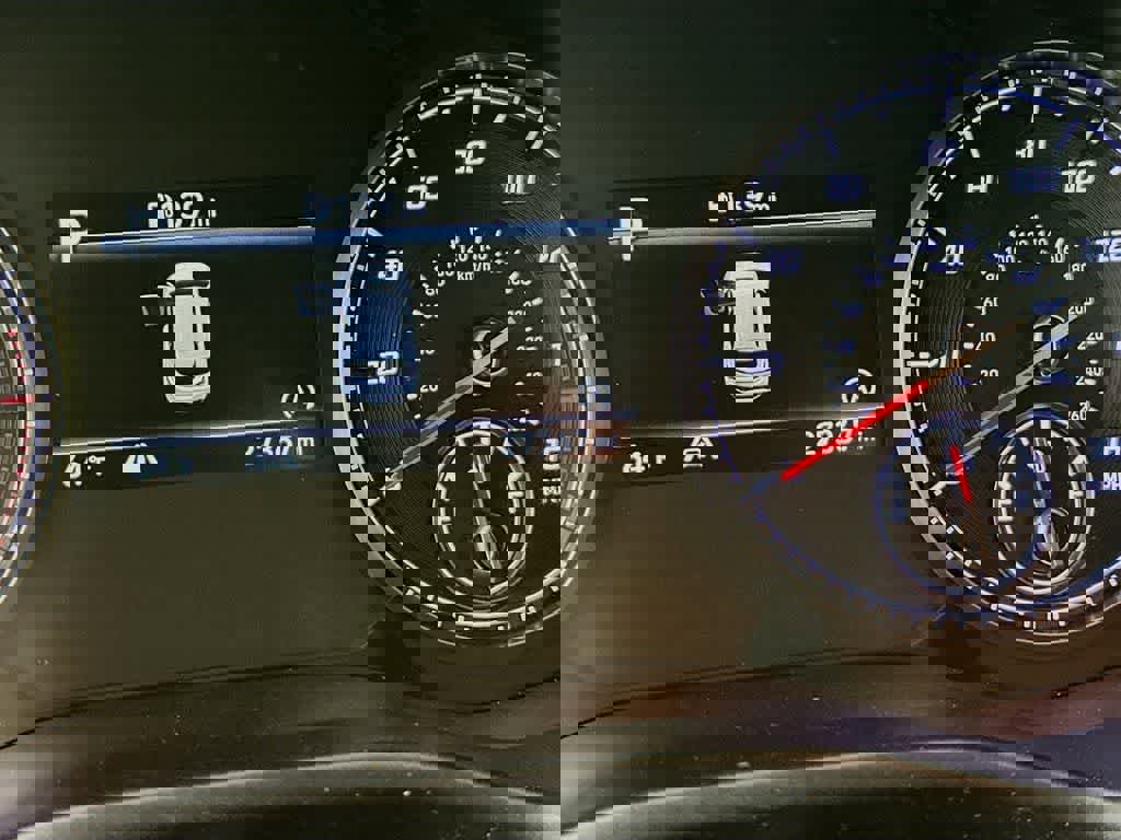 Used 2023 Hyundai Santa Fe SEL FWD image 22