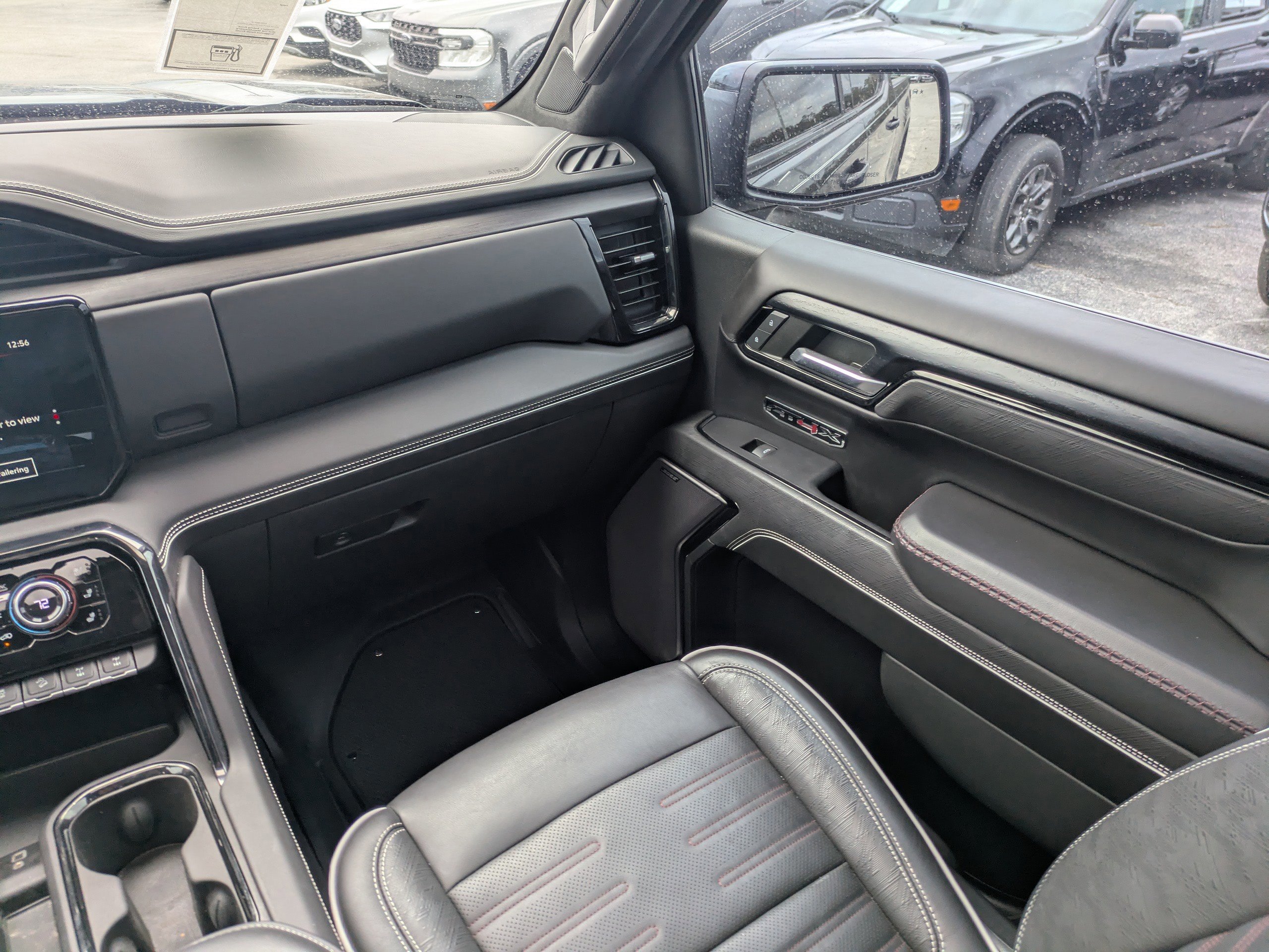 Used 2022 GMC Sierra 1500 AT4X image 19