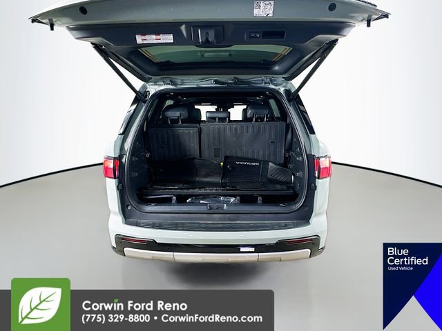 Used 2025 Toyota Sequoia Limited AWD/4WD image 31