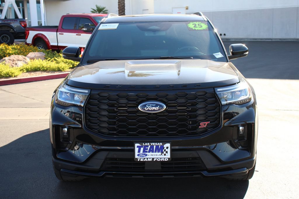 Certified 2025 Ford Explorer ST AWD/4WD image 13
