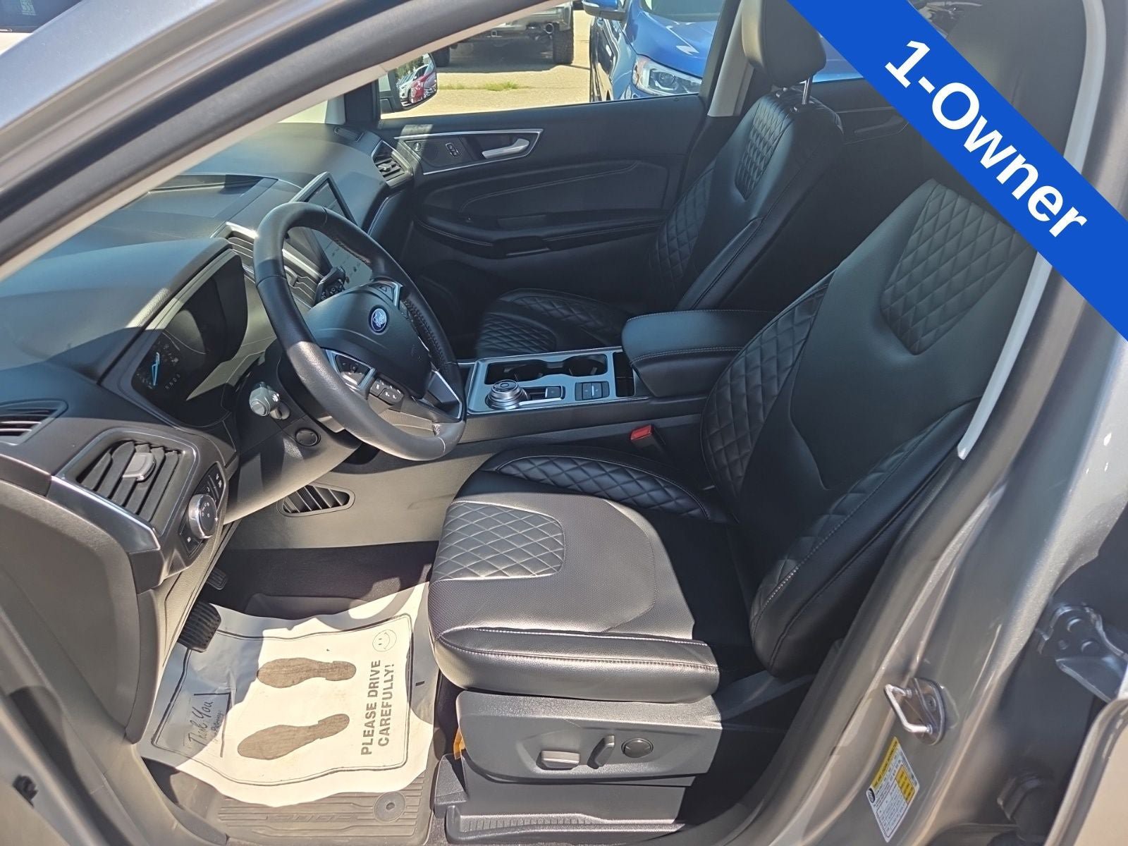 Certified 2024 Ford Edge Titanium w/ Equipment Group 301A AWD/4WD image 2