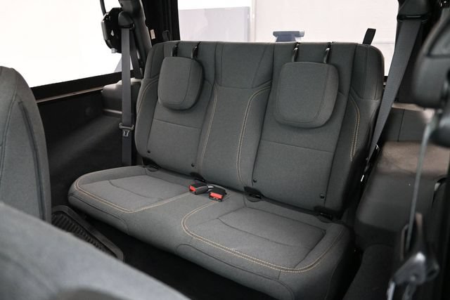 Used 2024 Jeep Wrangler Sport AWD/4WD image 27