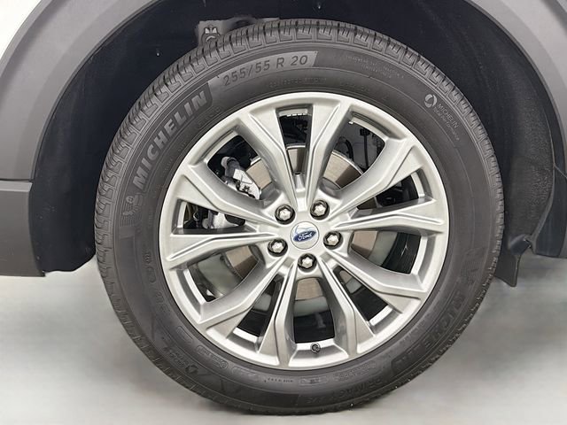 Certified 2023 Ford Explorer XLT w/ Equipment Group 202A RWD image 39