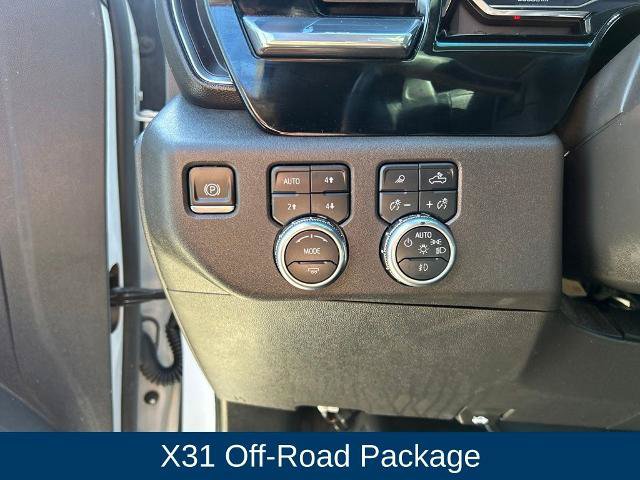 Used 2024 GMC Sierra 1500 SLT AWD/4WD image 17