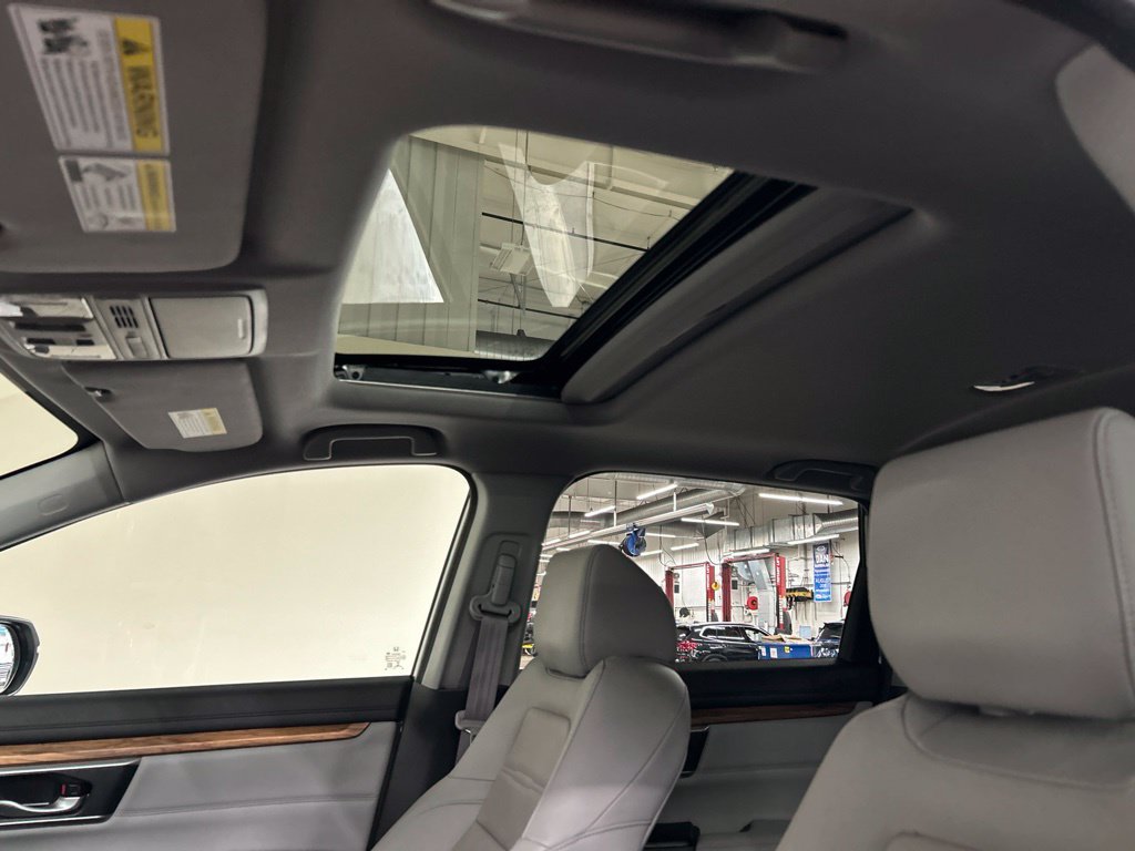 Used 2022 Honda CR-V Touring image 25
