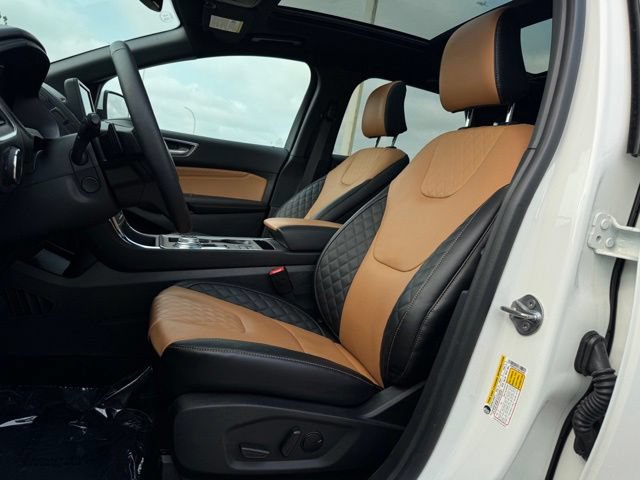 Certified 2024 Ford Edge Titanium w/ Titanium Elite Package AWD/4WD image 5