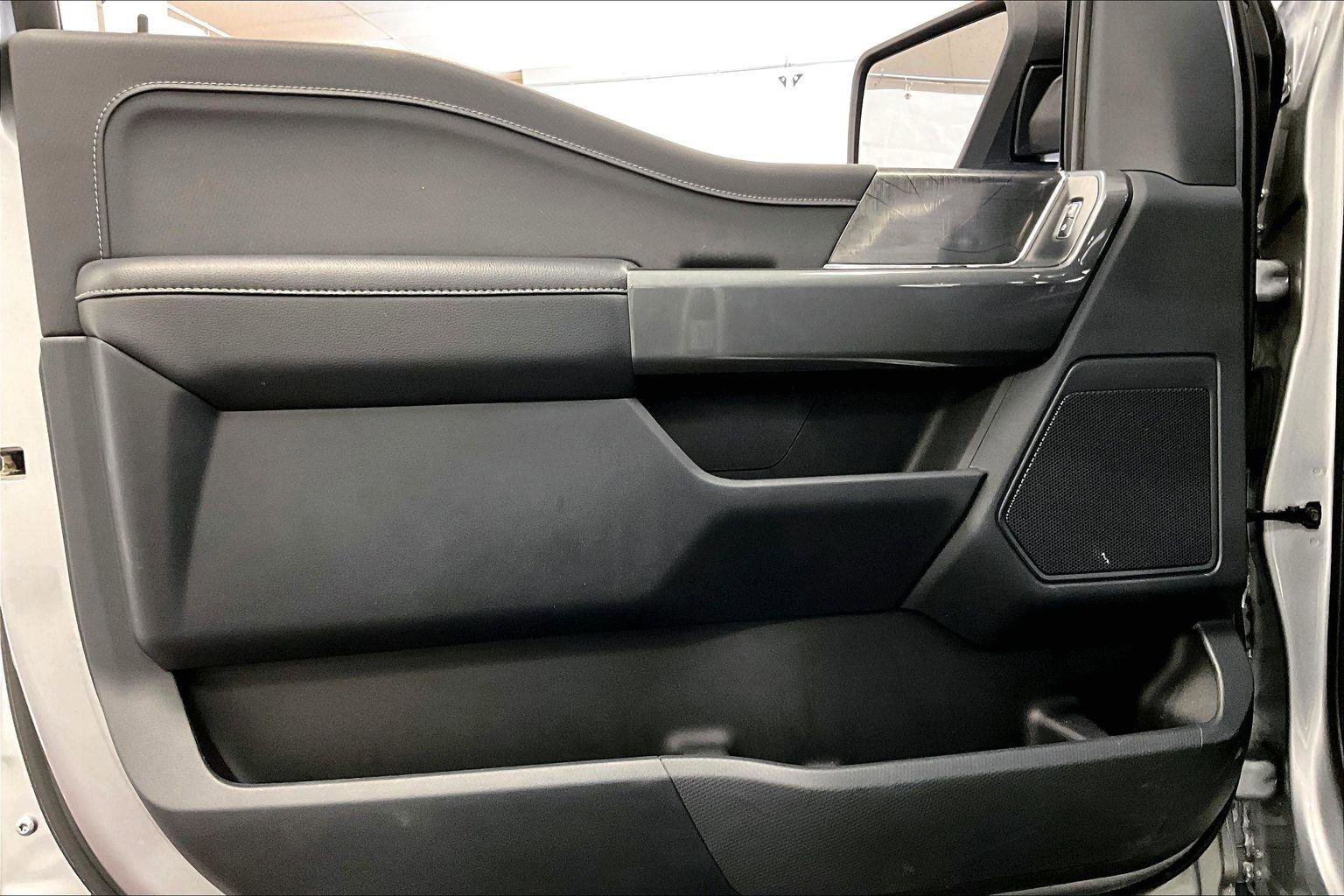 Certified 2022 Ford F150 XLT w/ Equipment Group 302A High image 22