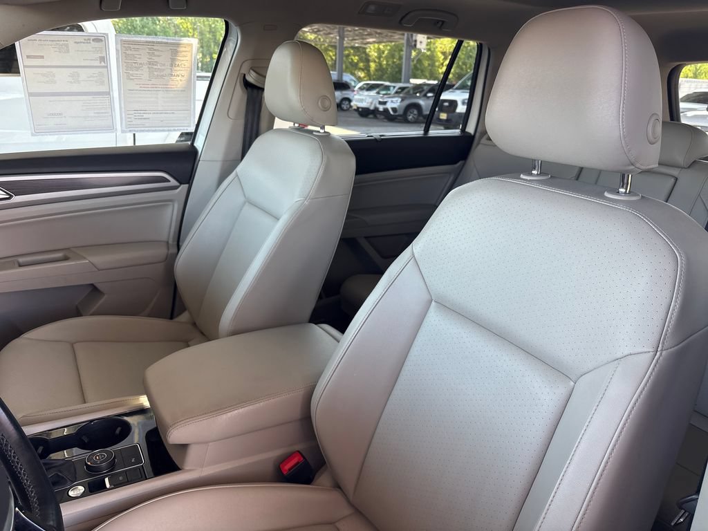 Used 2018 Volkswagen Atlas SEL AWD/4WD image 18