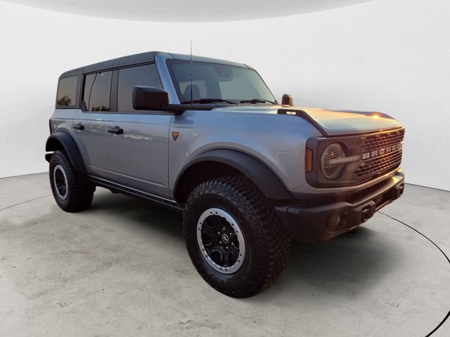 Certified 2023 Ford Bronco Badlands w/ Sasquatch Package AWD/4WD image 3