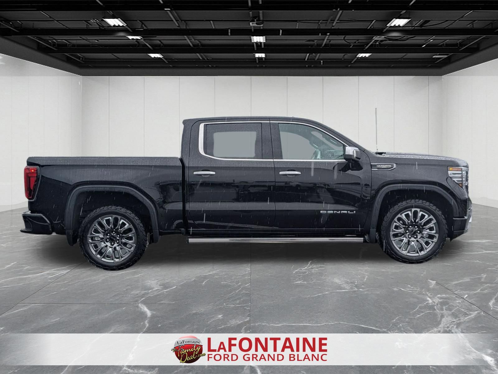 Used 2024 GMC Sierra 1500 Denali Ultimate AWD/4WD image 6