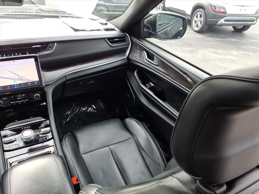 Used 2021 Jeep Grand Cherokee L Overland w/ Luxury Tech Group IV image 19