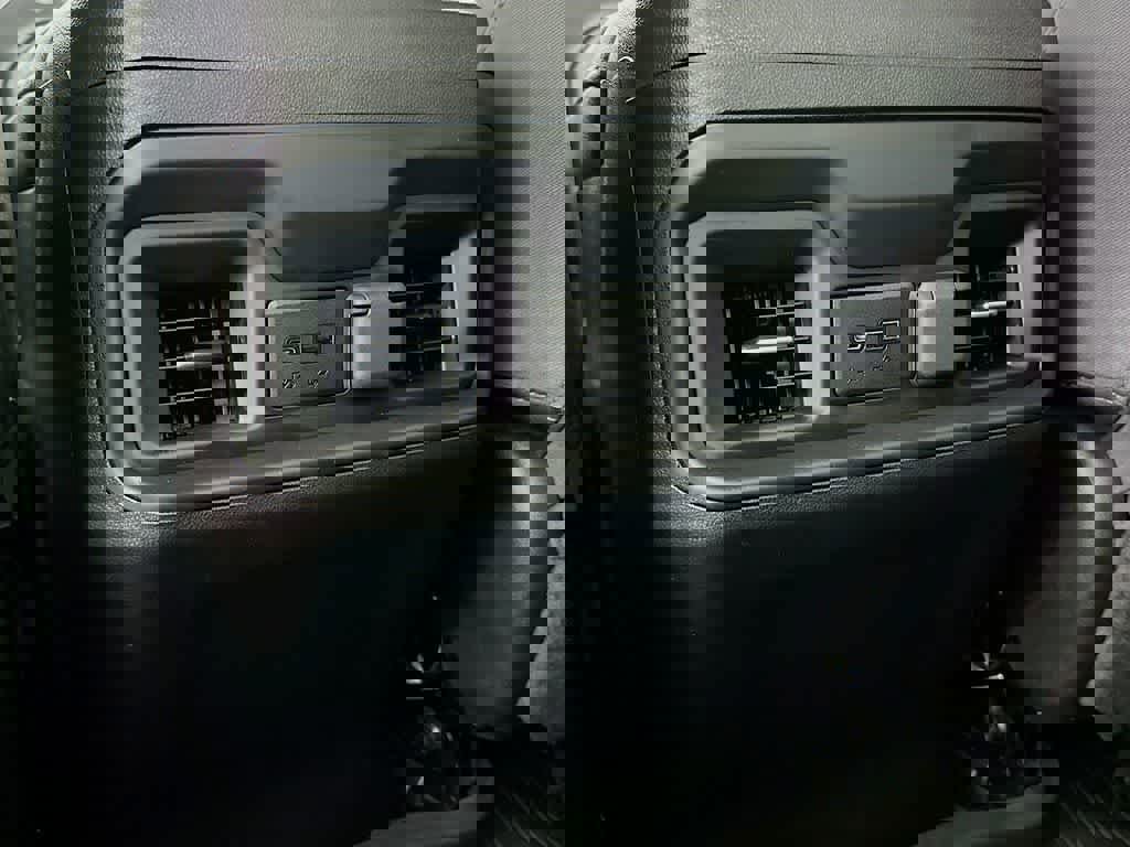 Used 2022 Chevrolet Silverado 1500 LT Trail Boss w/ Safety Package image 16