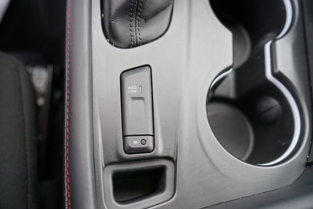 Used 2024 Dodge Durango R/T w/ Blacktop Package AWD/4WD image 18