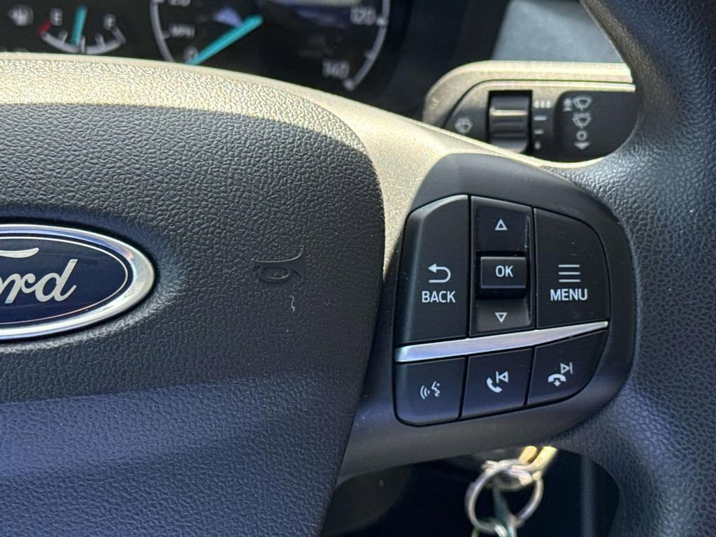 Certified 2022 Ford Maverick XLT FWD image 12