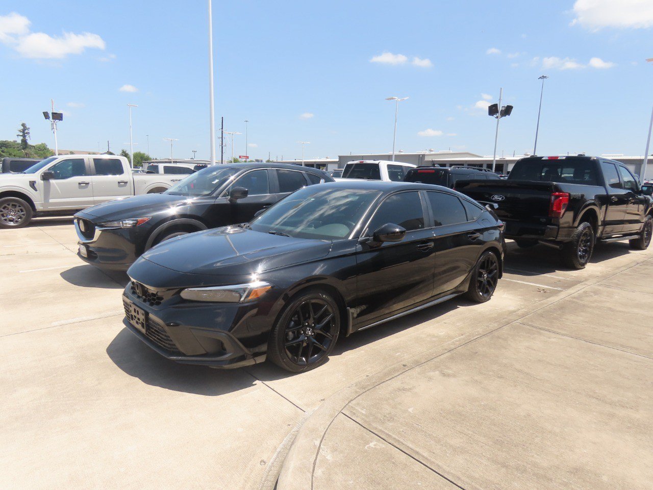 Used 2023 Honda Civic Sport image 2