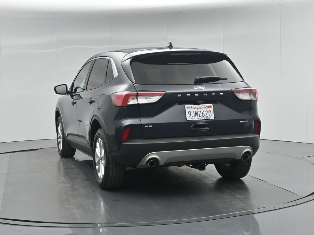 Certified 2022 Ford Escape SE w/ Cold Weather Package AWD/4WD image 22