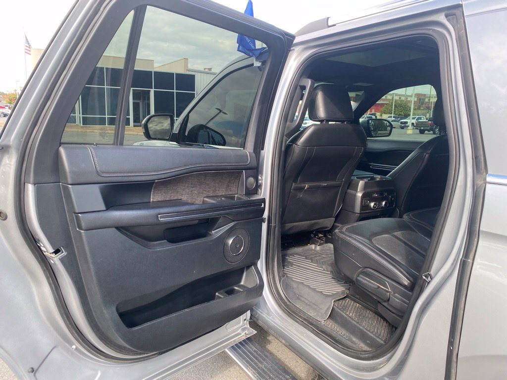 Certified 2021 Ford Expedition Max Limited RWD image 30