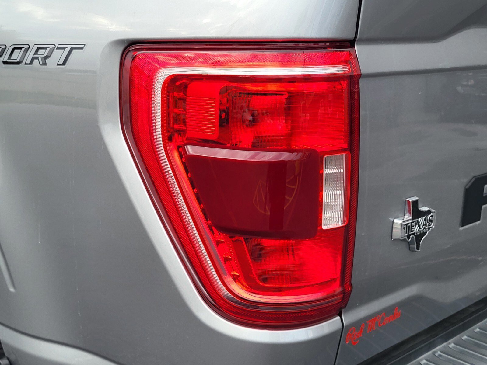 Certified 2022 Ford F150 XLT w/ Equipment Group 302A High image 10