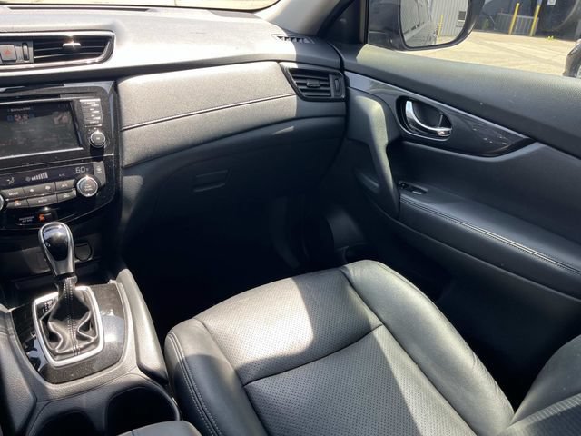 Used 2019 Nissan Rogue SV FWD image 18