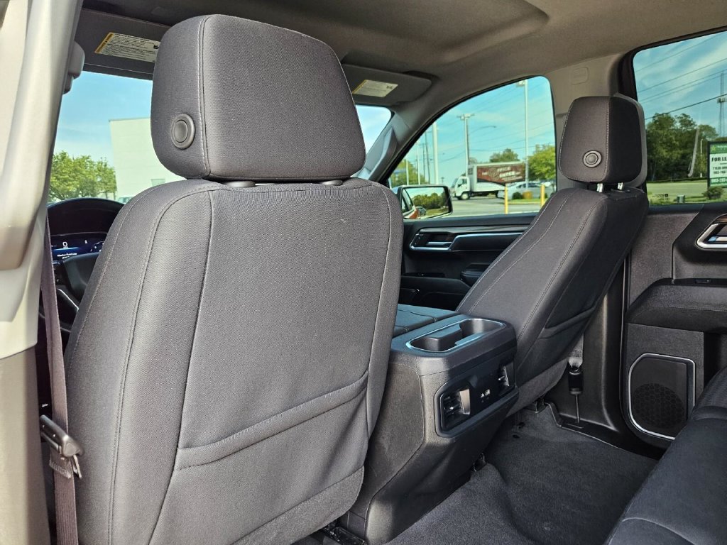 Used 2024 Chevrolet Silverado 1500 LT RWD image 24