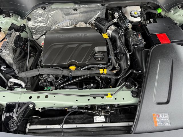 Used 2024 Chevrolet Trax RS w/ Driver Confidence Package FWD image 36