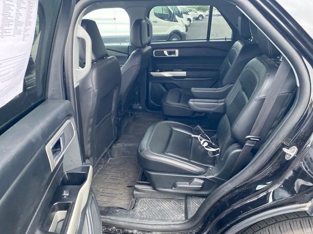 Certified 2023 Ford Explorer XLT w/ Equipment Group 202A AWD/4WD image 13