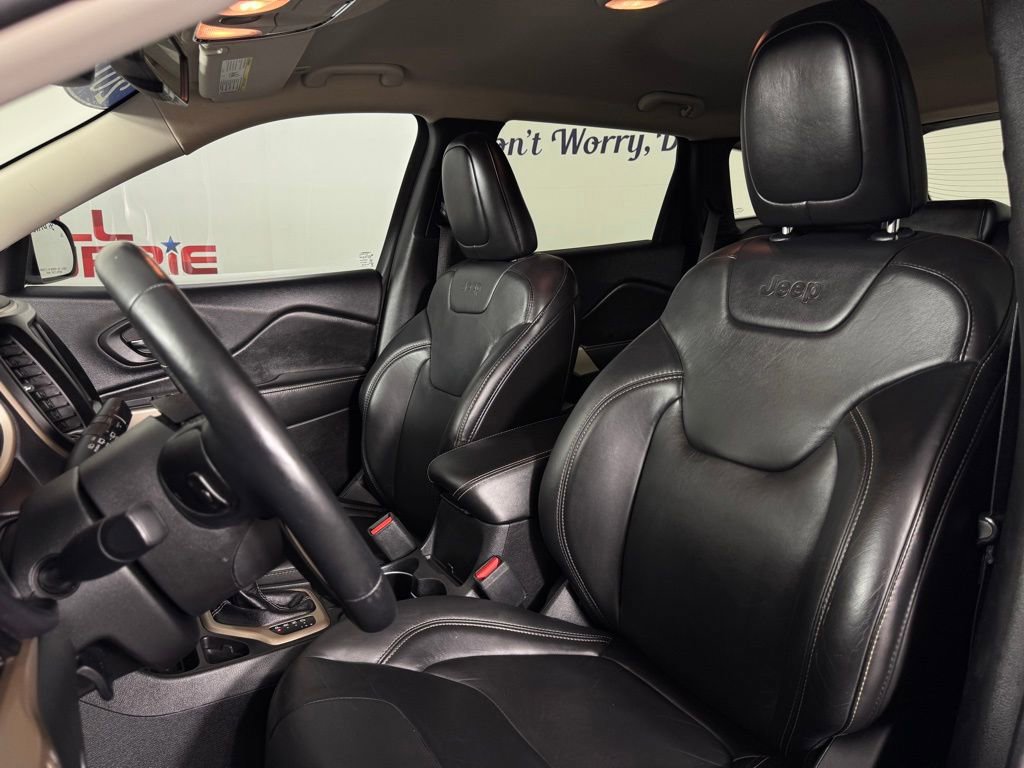 Used 2018 Jeep Cherokee Limited FWD image 14