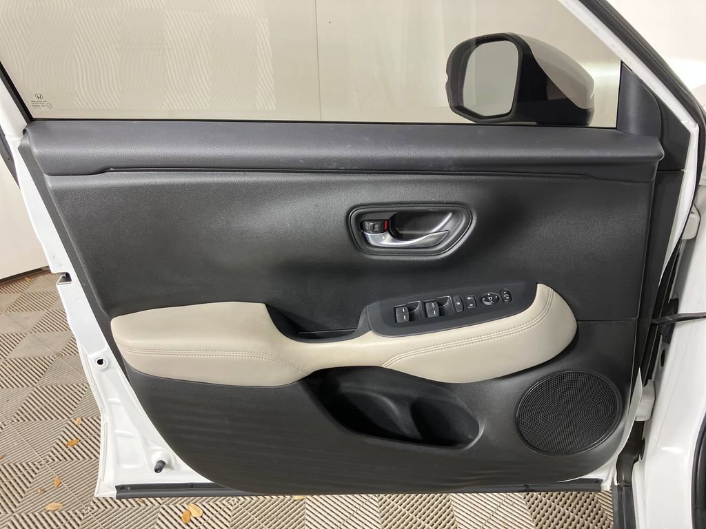 Used 2023 Honda HR-V LX image 21