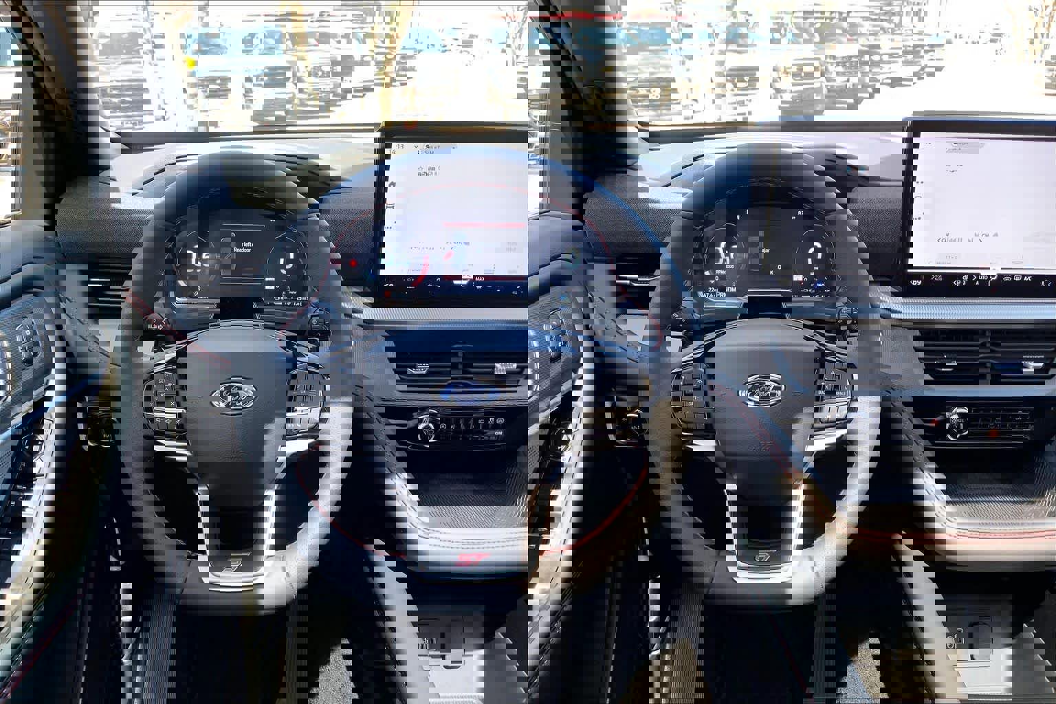 Certified 2026 Ford Explorer ST w/ Sun And Sound Package image 8