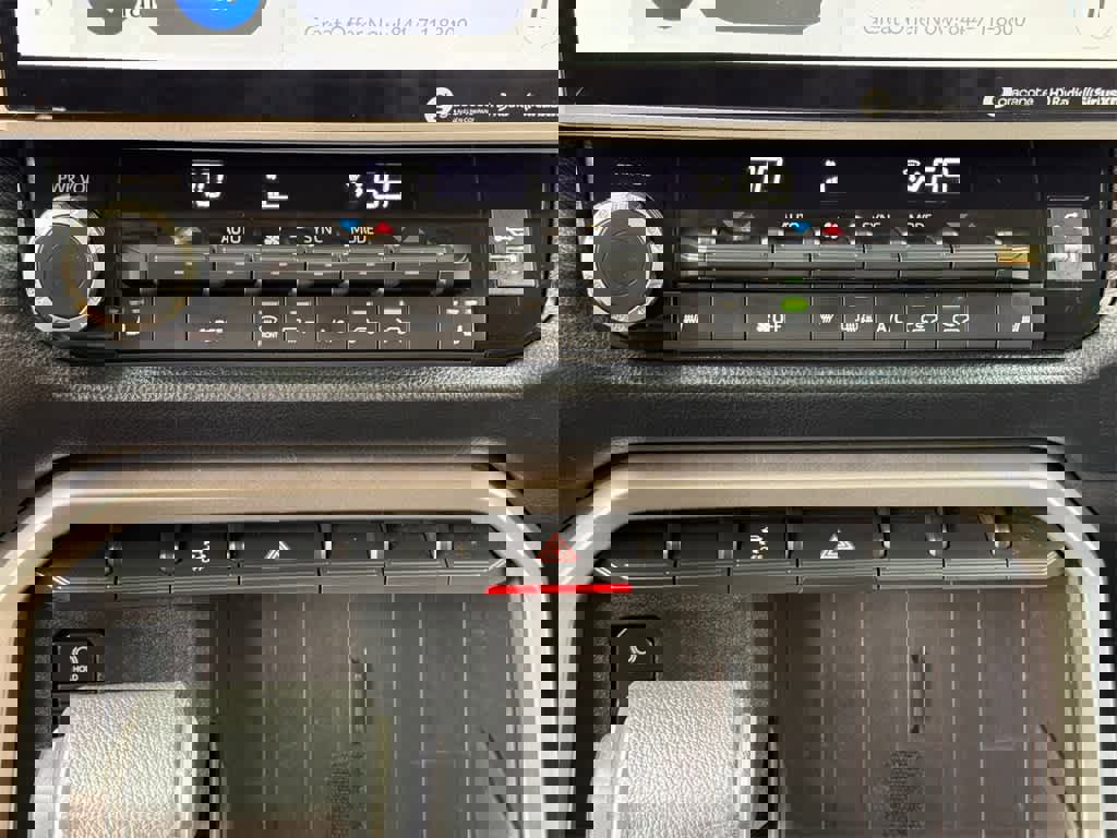 Used 2022 Toyota Tundra SR5 w/ SR5 Premium Package image 28