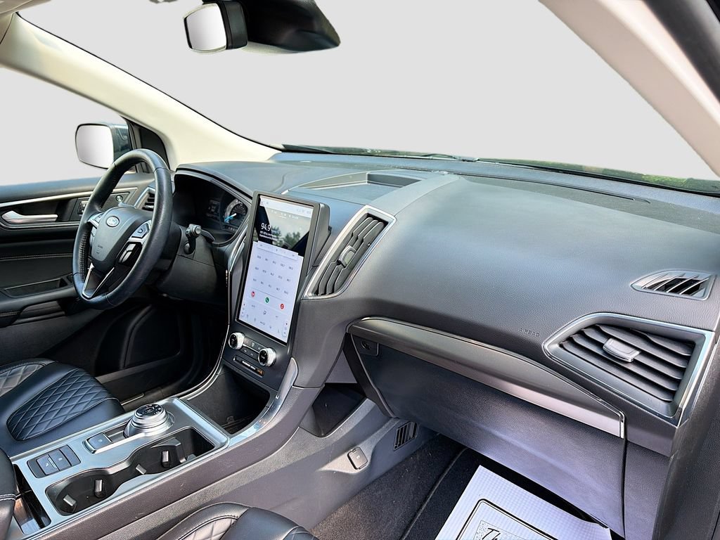 Certified 2024 Ford Edge Titanium AWD/4WD image 31