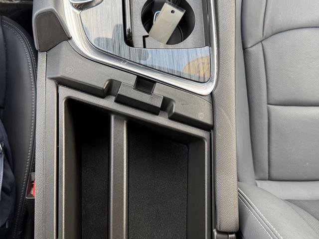 Used 2023 Buick Enclave Essence AWD/4WD image 17