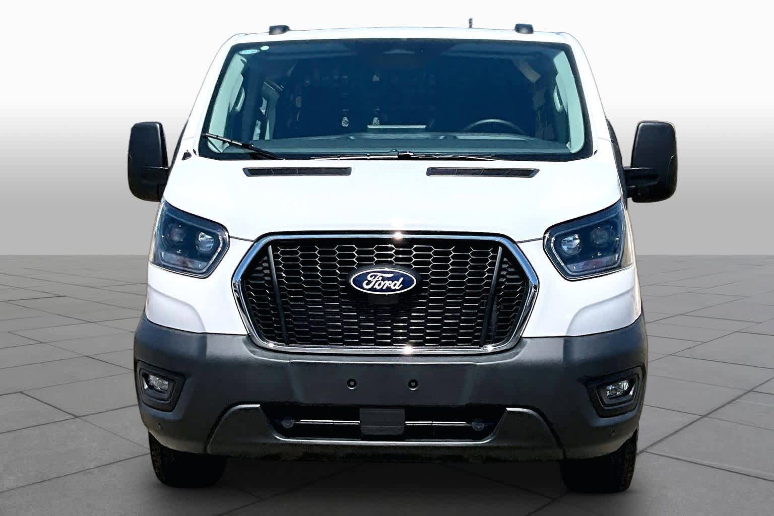 Certified 2026 Ford Transit 250 Low Roof RWD image 4