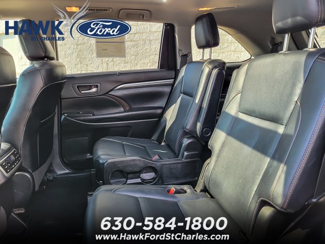Used 2019 Toyota Highlander Limited Platinum AWD/4WD image 10