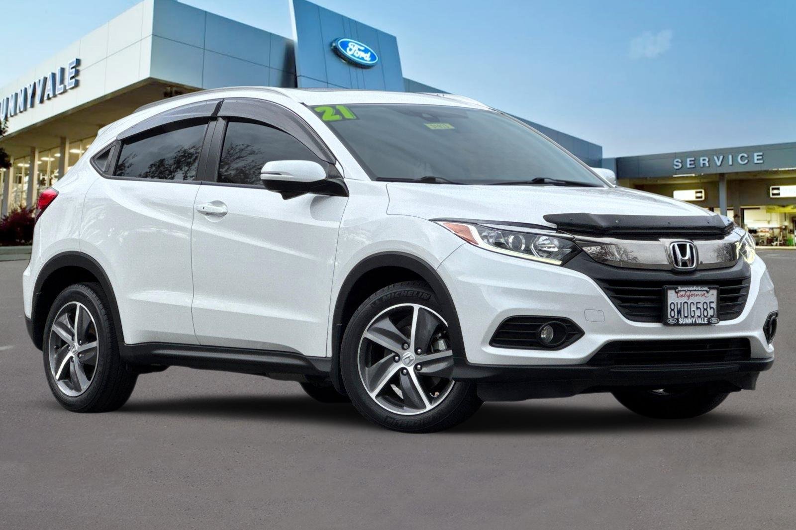 Used 2021 Honda HR-V EX image 2