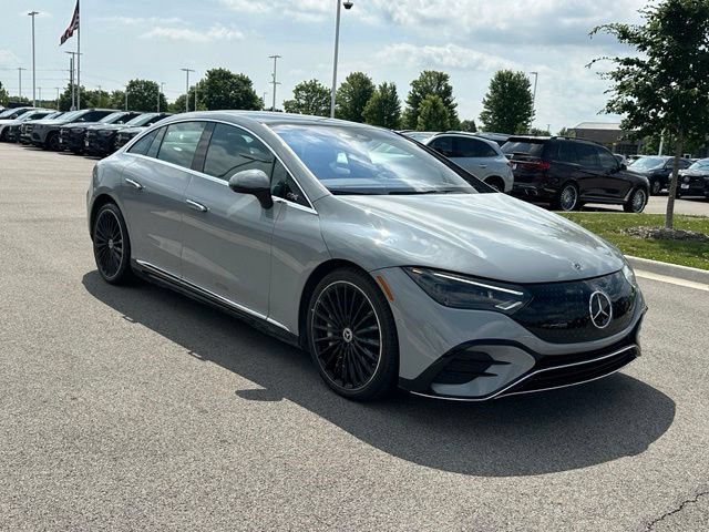 Used 2023 Mercedes-Benz EQE 500 4MATIC Sedan image 3