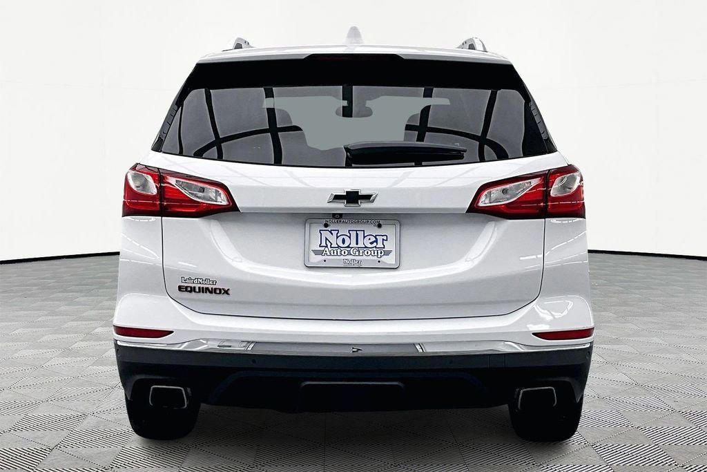Used 2020 Chevrolet Equinox Premier w/ Premier Redline Edition image 3