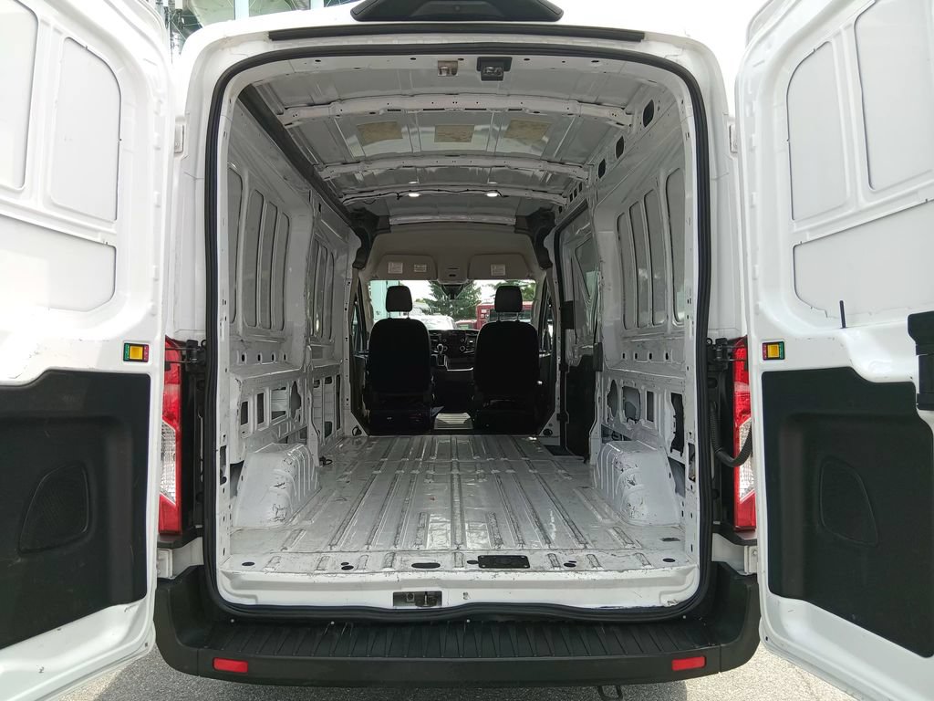 Certified 2024 Ford Transit 250 148 Medium Roof RWD image 5