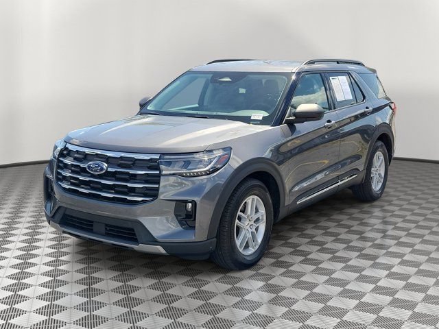 Certified 2025 Ford Explorer Active w/ Active Comfort Package RWD video 2