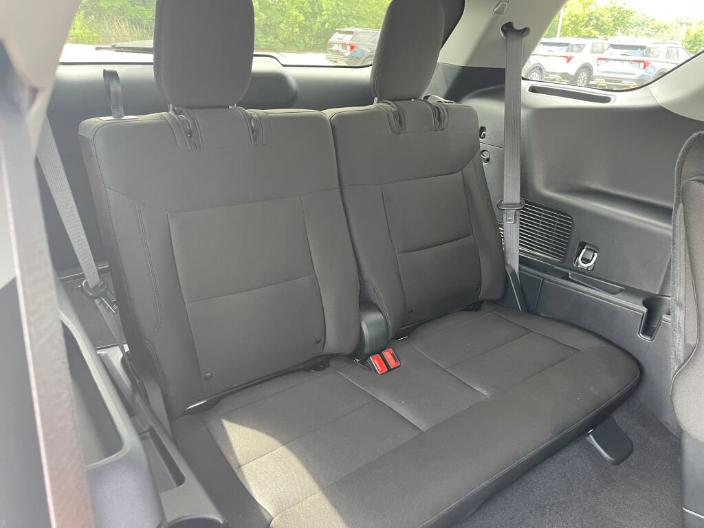 Certified 2023 Ford Explorer XLT AWD/4WD image 32