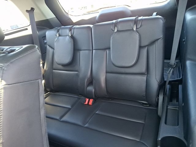 Certified 2023 Ford Explorer XLT w/ Equipment Group 202A AWD/4WD image 11