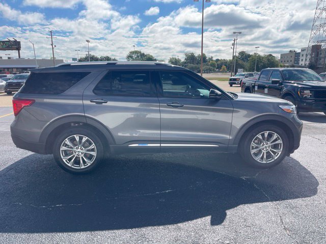 Certified 2023 Ford Explorer Limited w/ Equipment Group 301A RWD image 8