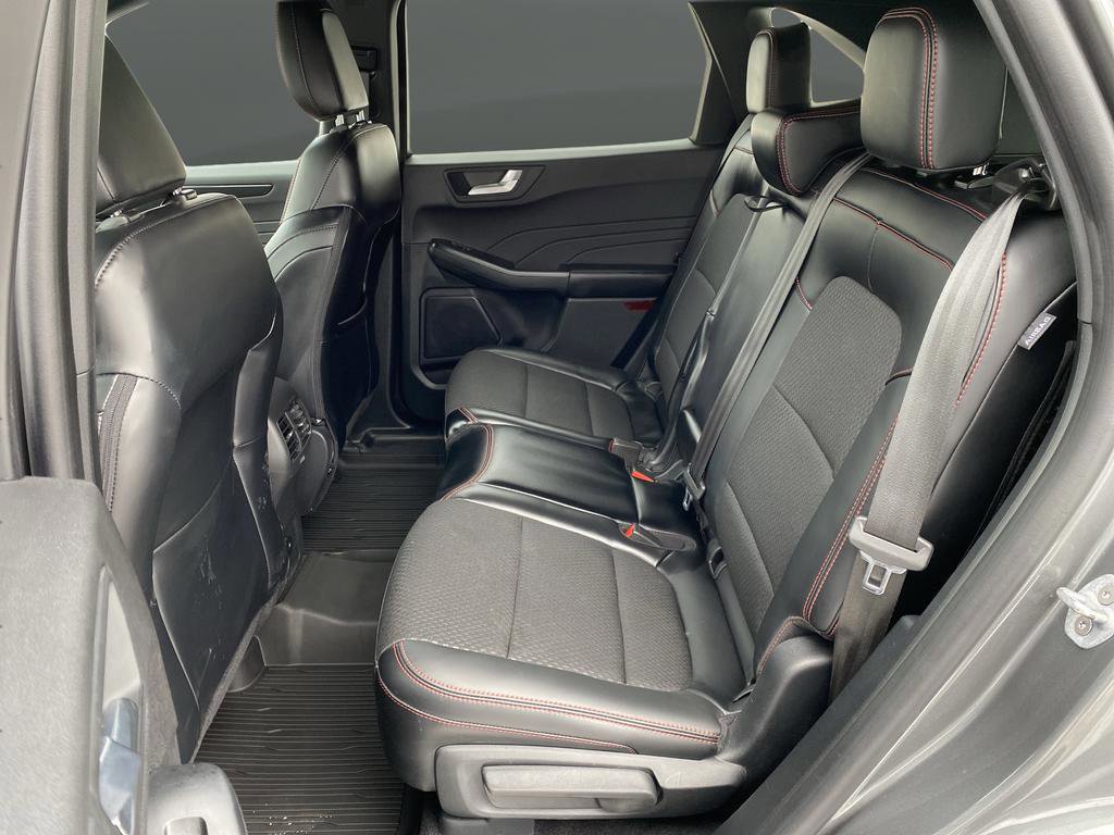 Certified 2025 Ford Escape ST-Line Select image 39