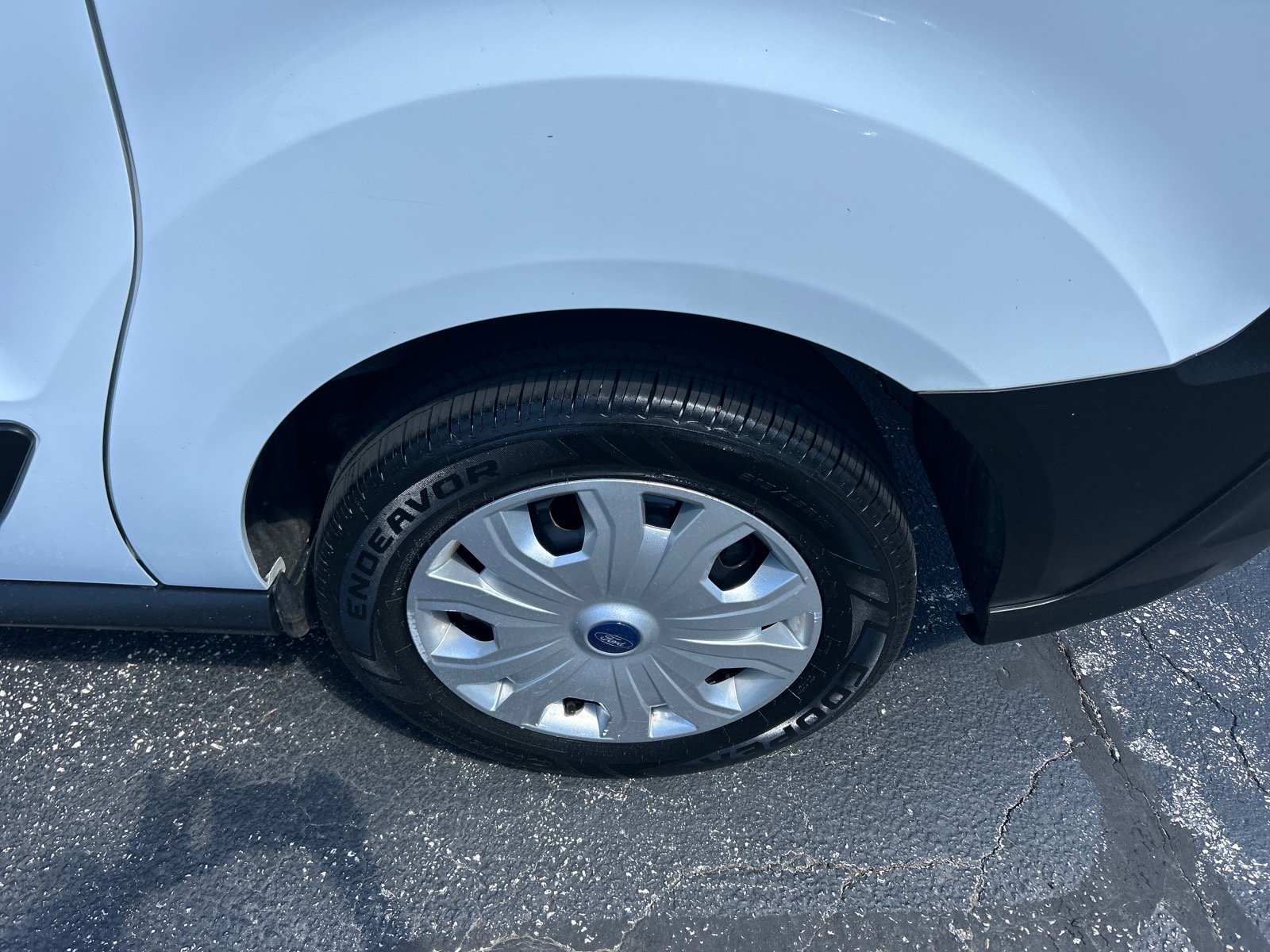 Certified 2020 Ford Transit Connect XL FWD image 28