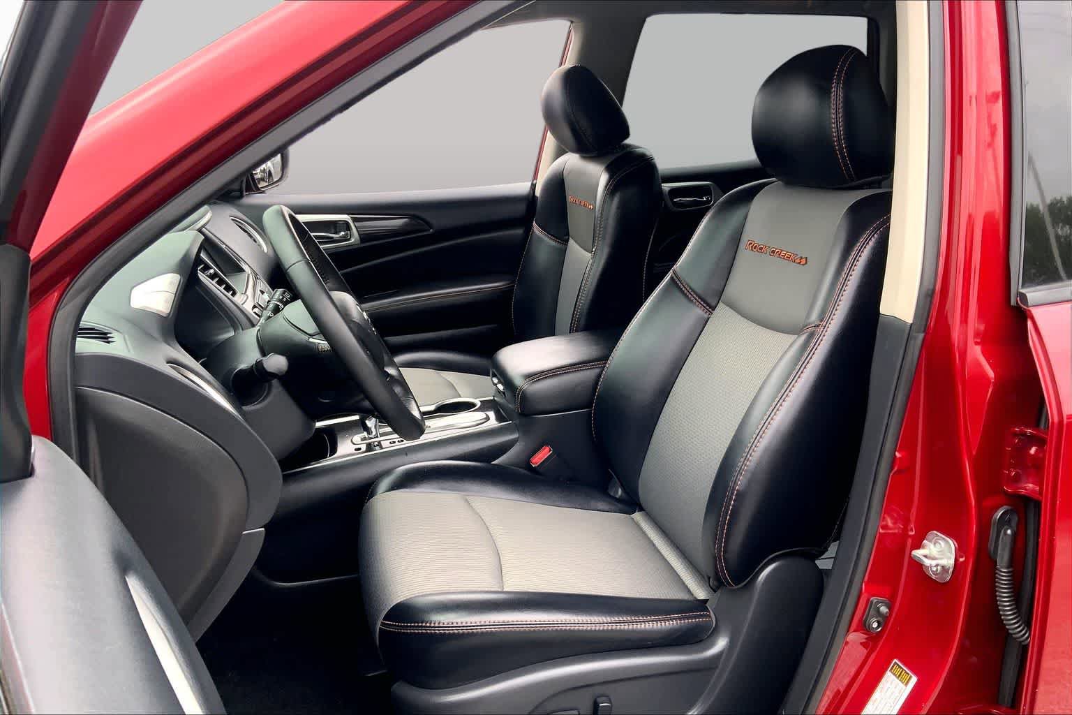 Used 2020 Nissan Pathfinder SV w/ Rock Creek Edition FWD image 8
