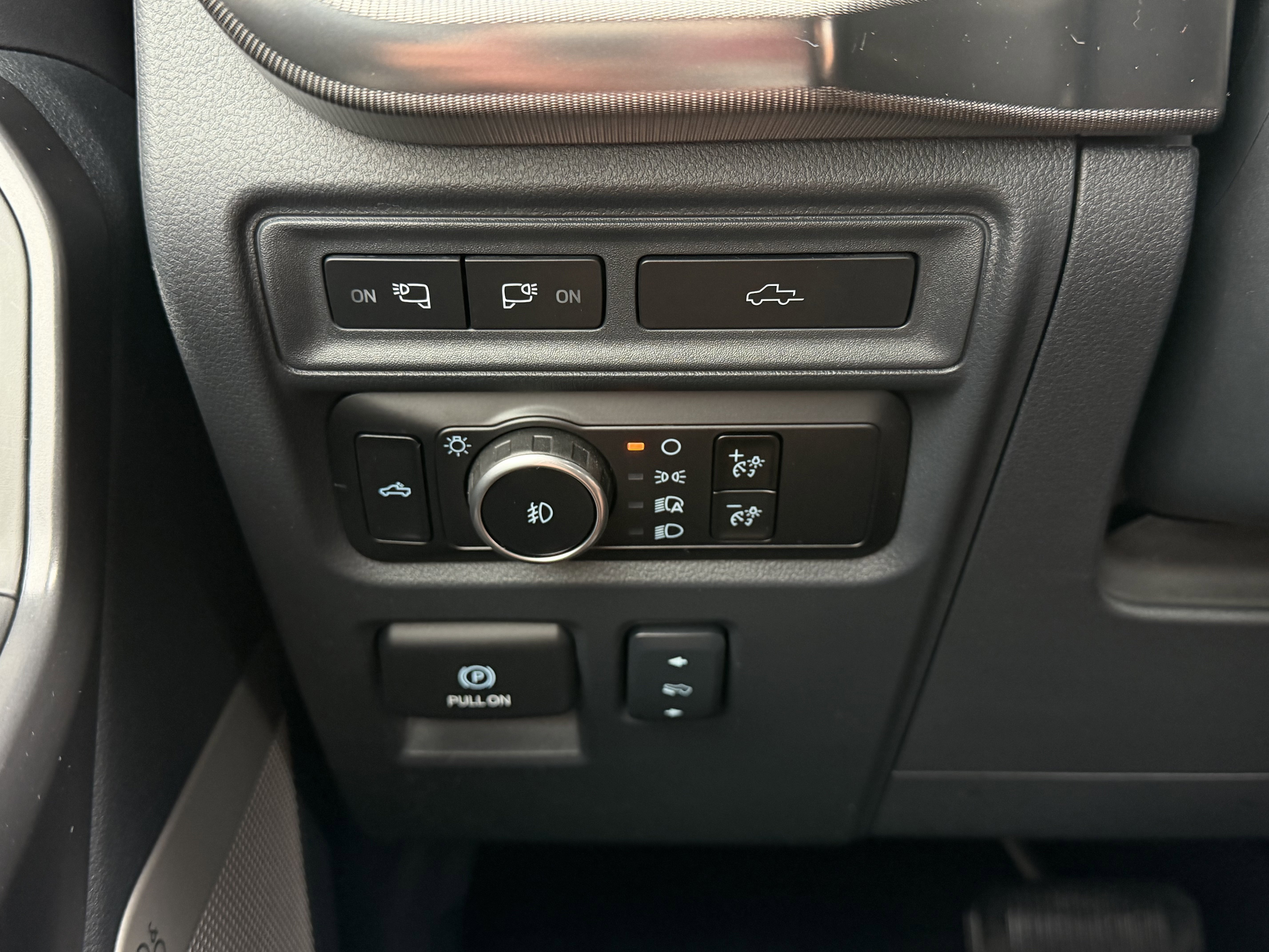 Certified 2024 Ford F150 Lariat w/ Bed Utility Package AWD/4WD image 27